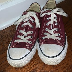 Burgundy converse